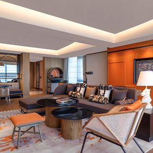 Designer King Suite Club Lounge Access